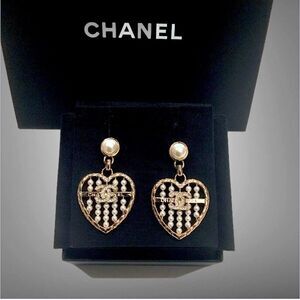 CHANEL Gold Heart Earrings with Pearl and diamond Accents